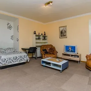 https://apartment-on-triokhsviatytelska-3.hotels-of-kiev.com
